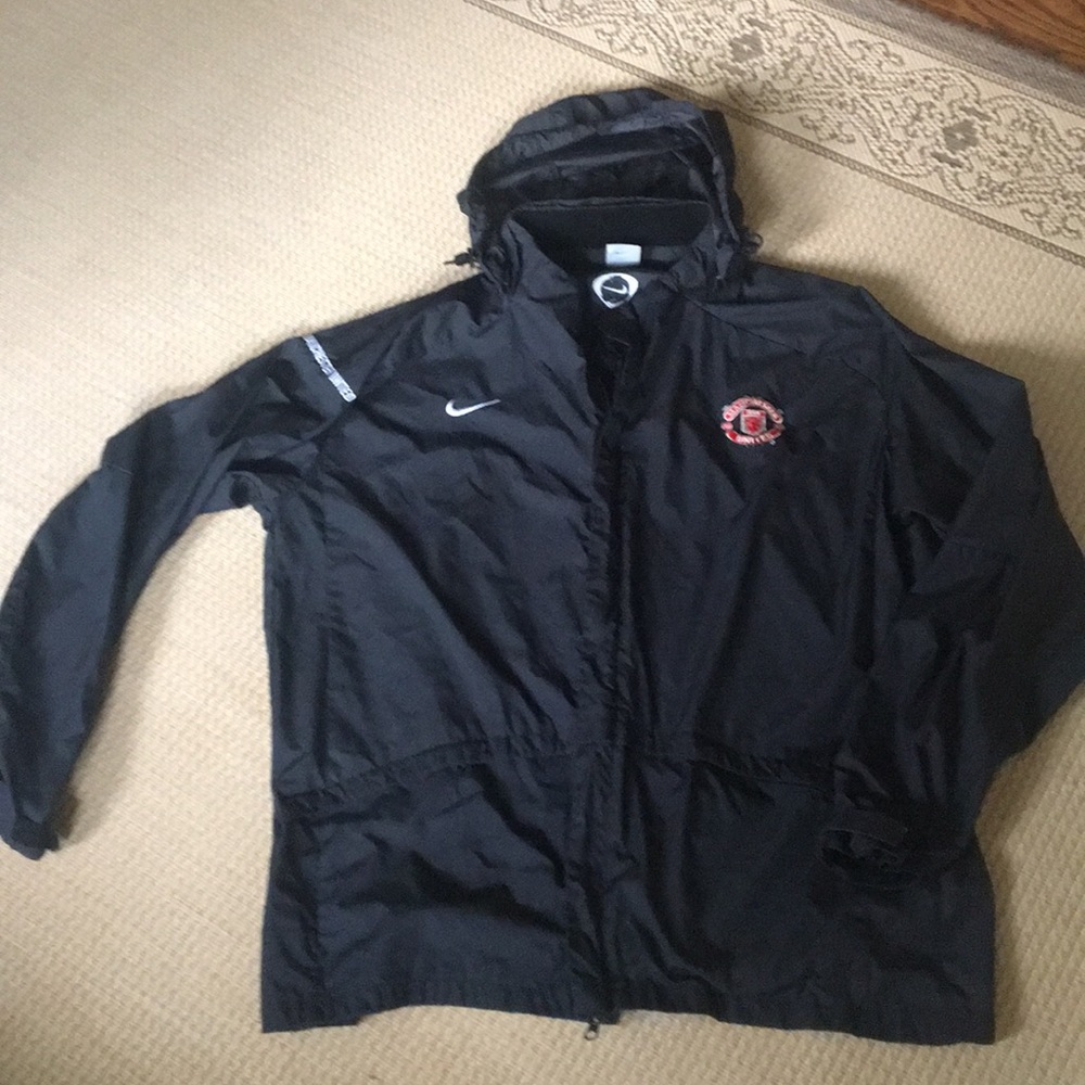 Nike Clima-Fit Men’s Manchester United Shell